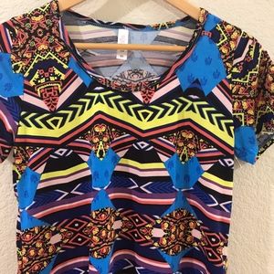 New LuLaRoe Classic T- Shirt XS 004